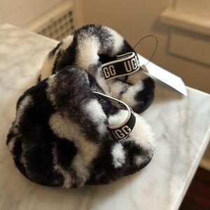 UGG Children's Infants-Fluff Yeah Slide